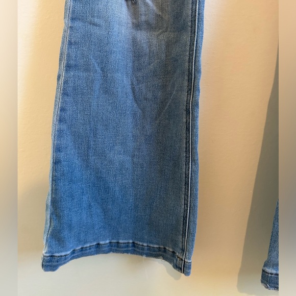 KanCan mid-rise jeans - Picture 7 of 11